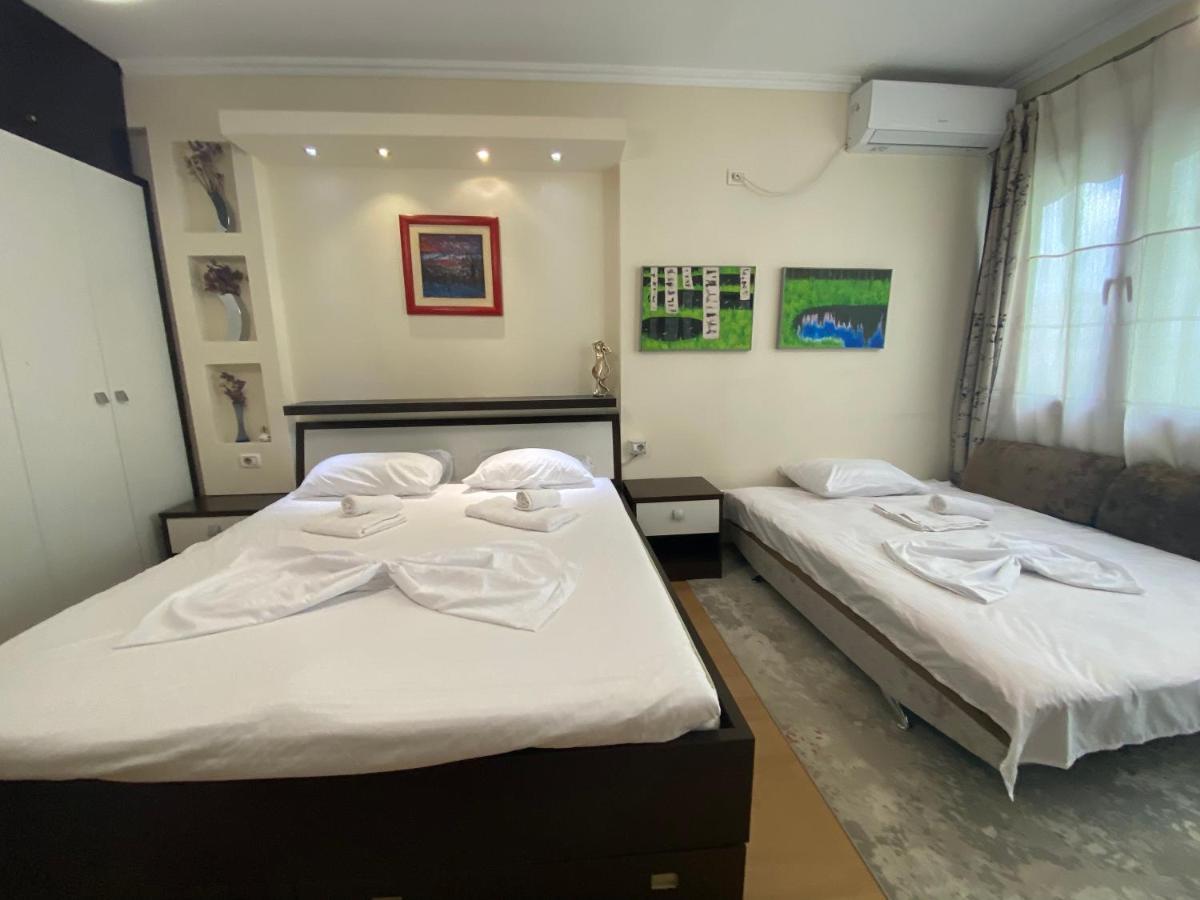 Blloku Apartment Tirana Buitenkant foto